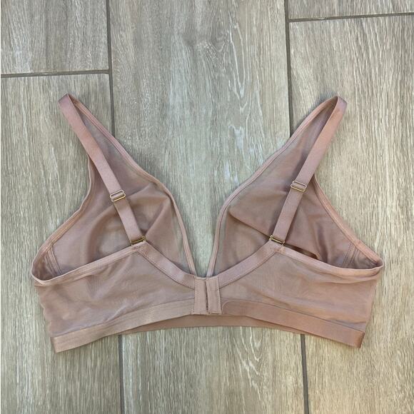 Soma Unbelievable Lift Wireless Bra 40D Nude Mesh Sheer Comfort Support - Picture 2 of 5